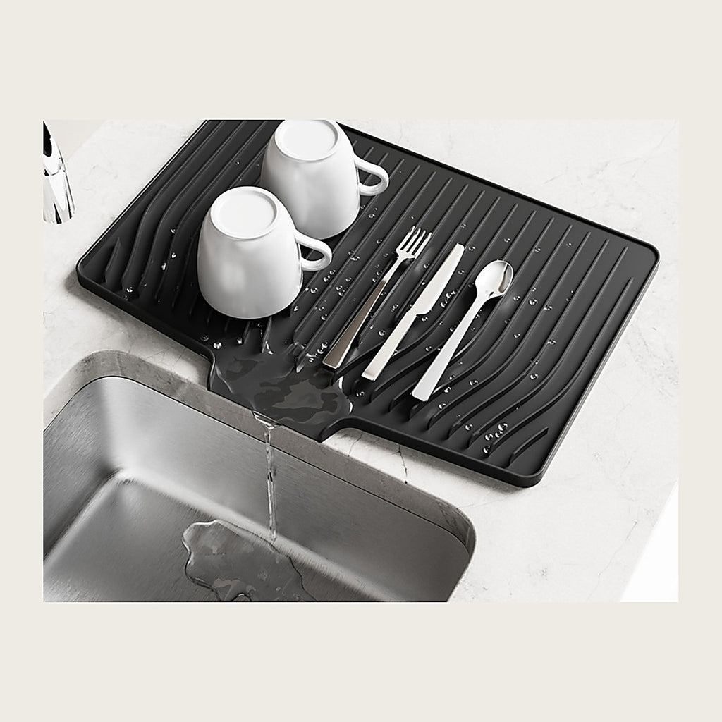 Silicone Dish Drying Mat · 水槽边场景