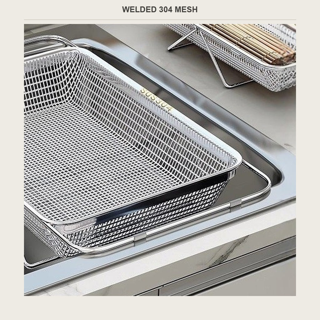 Close up of the welded 304 stainless mesh on the basket